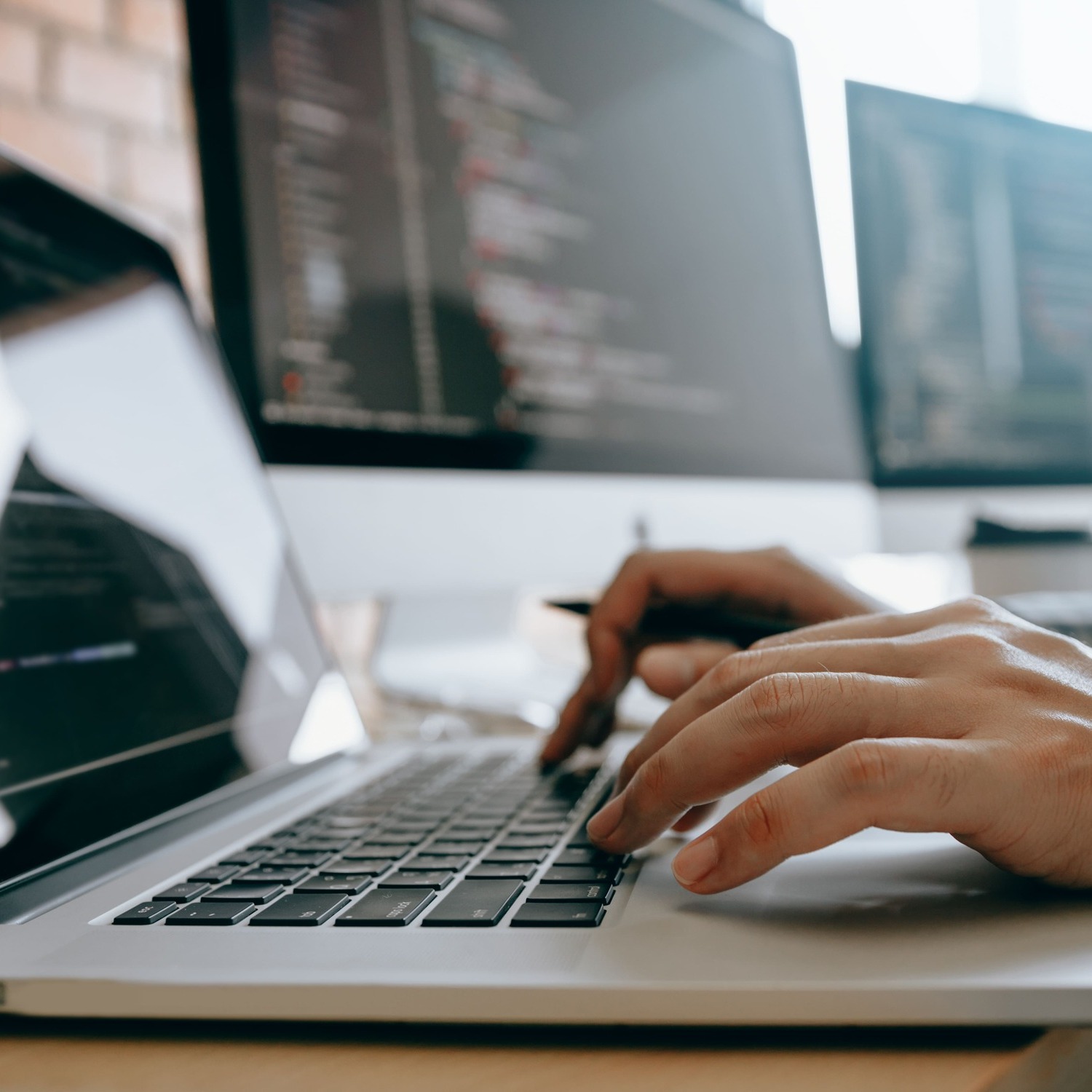 インターネット事業